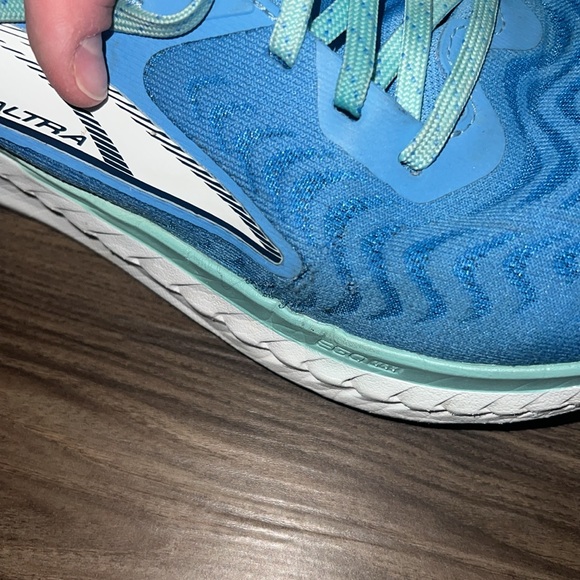 Altra Running Women's Blue Athletic Shoes - Picture 14 of 14